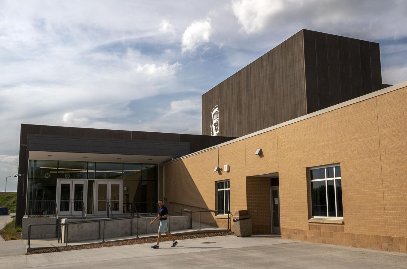 Lewis Central High School Auditorium officially opened with ribbon cutting