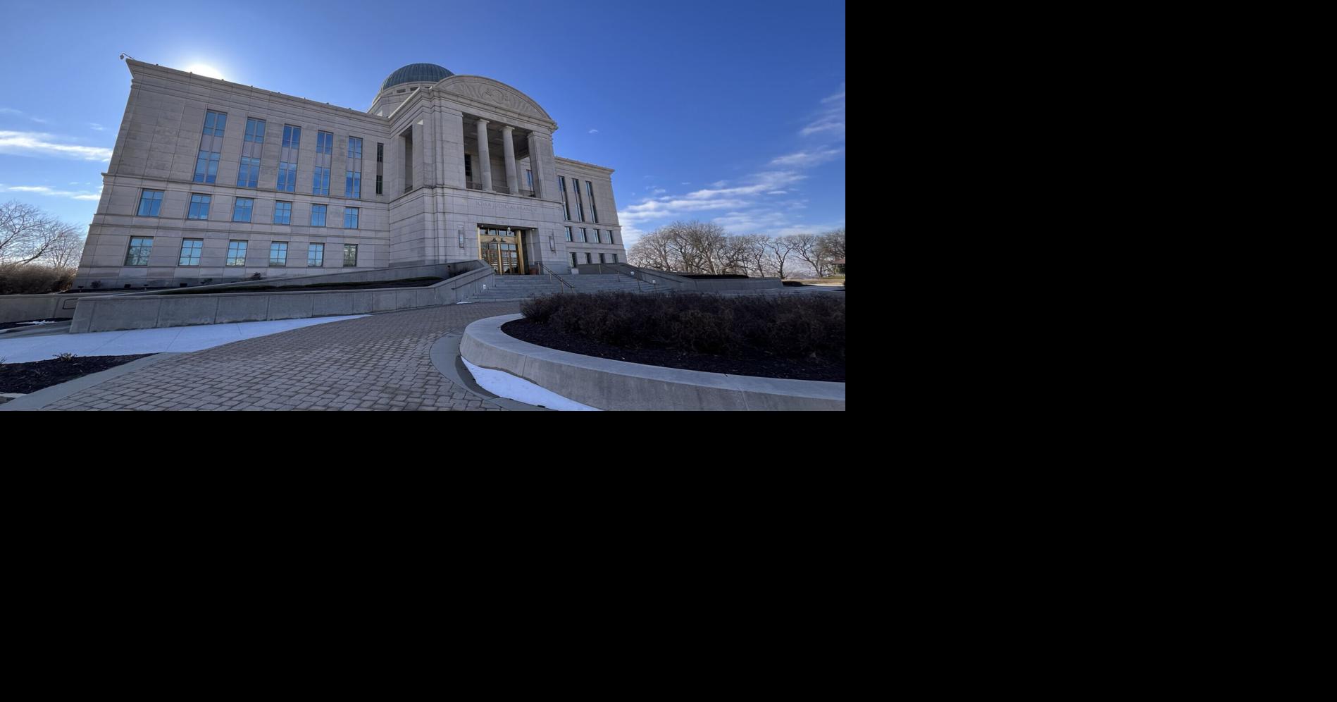 Lawyer who trafficked drugs while serving as a Council Bluffs attorney wins back license