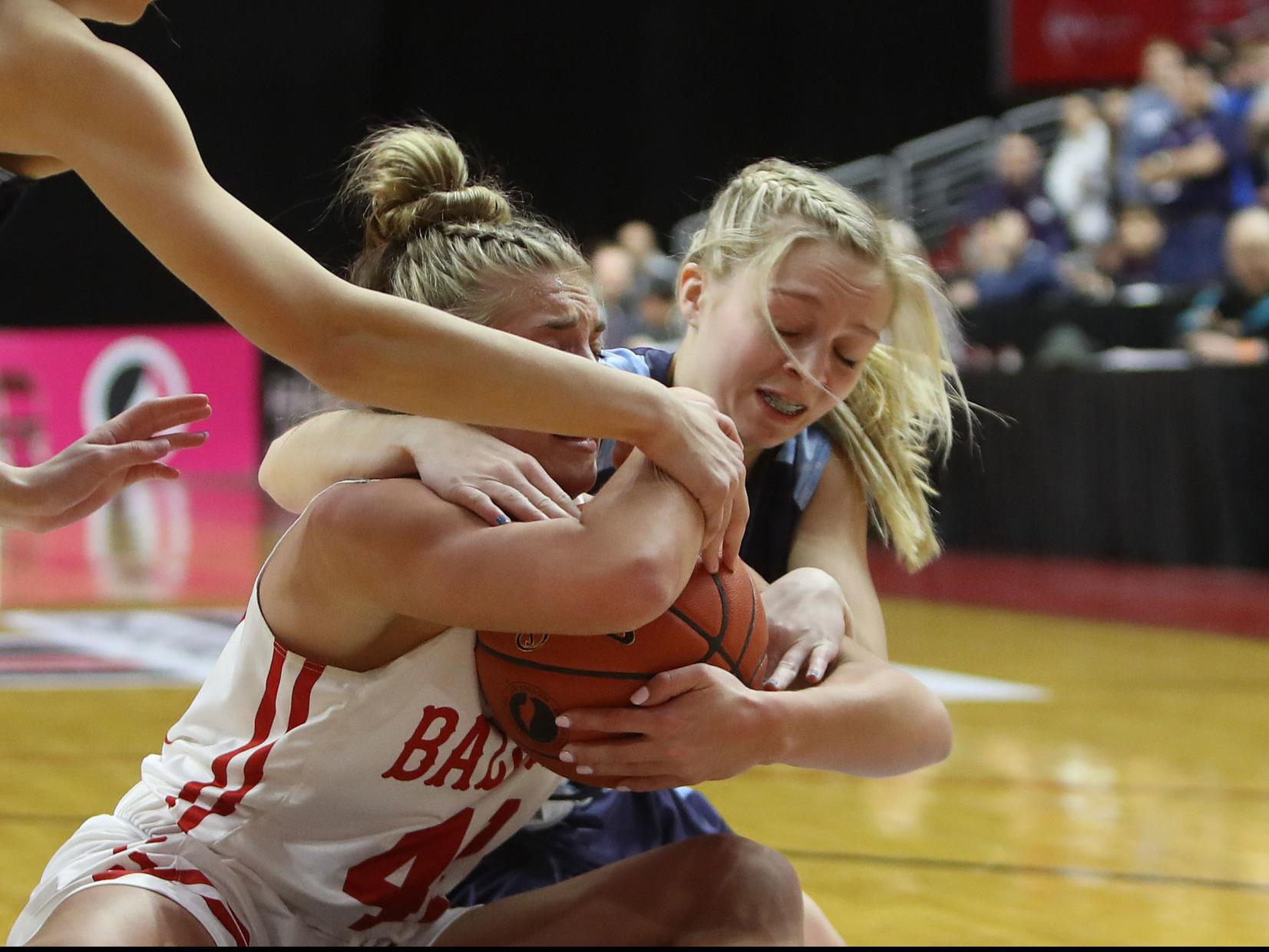 Lewis Central Wins At State Tourney For First Time Since 1965 High School Sports Nonpareilonline Com