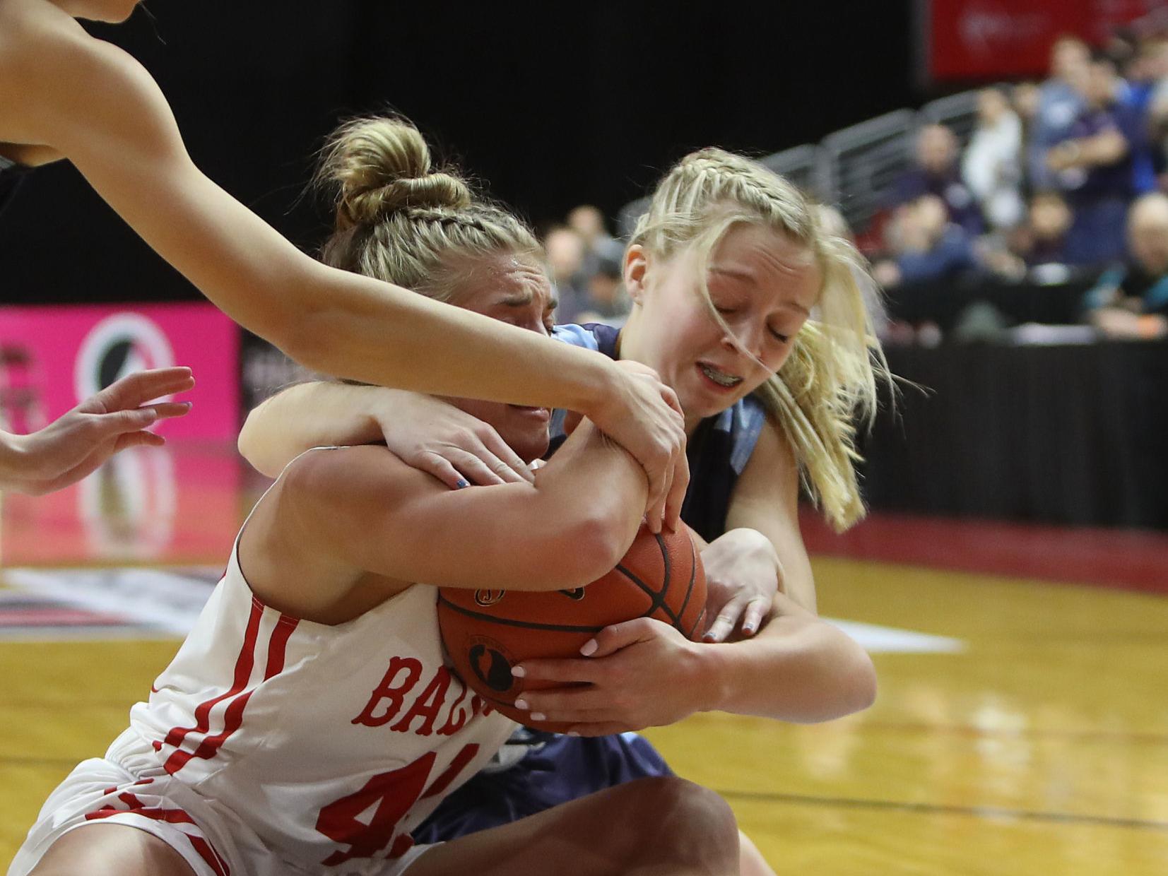 Lewis Central Wins At State Tourney For First Time Since 1965 High School Sports Nonpareilonline Com