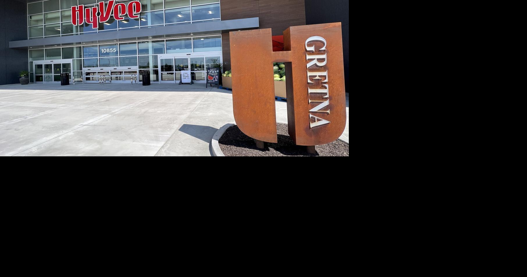 Gretna HyVee ready to community Tuesday morning