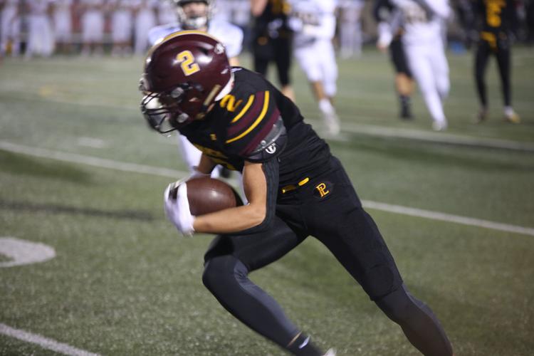 102721-pt-spo-fball-p3