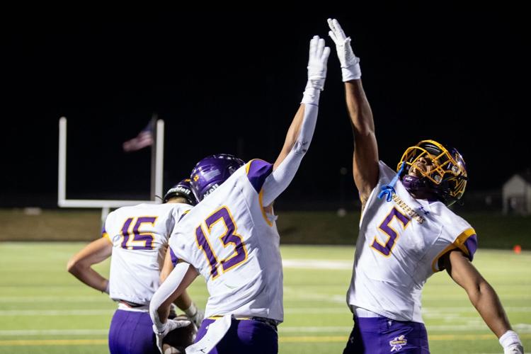 Gio Contreras & Dae'Vonn Hall