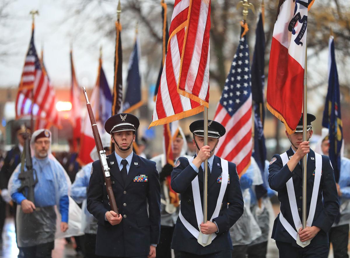 Rain Dampens Veterans Day Parade Marchers But Not Spirit Local News Nonpareilonline Com