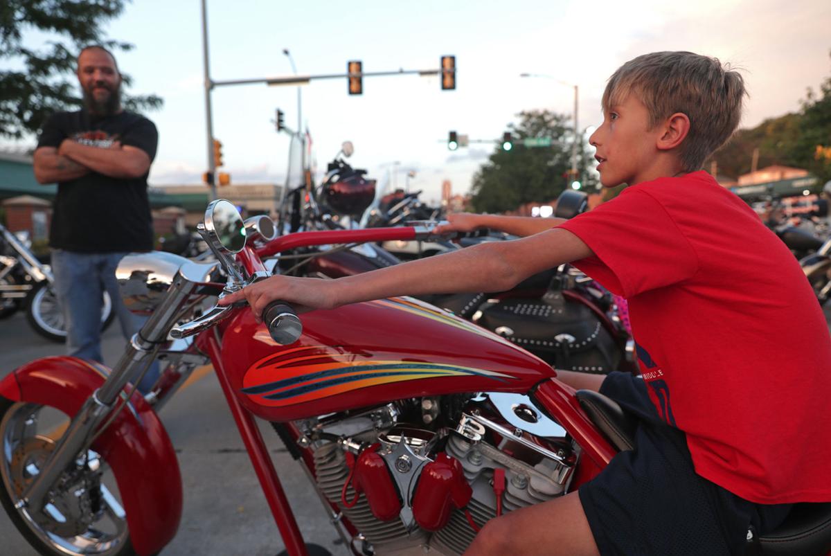 20180818_new_bikesonthe100block_2