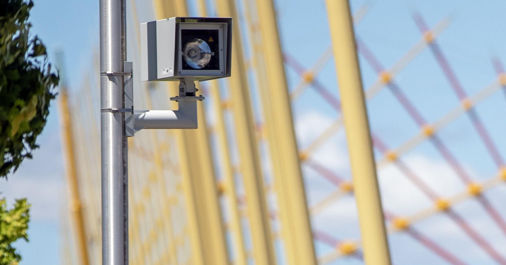 Local traffic cameras will require permits under new law - Vimarsana News