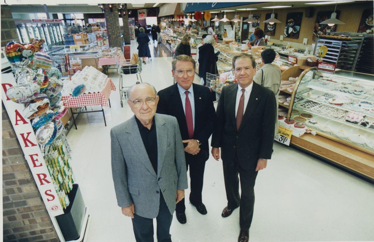 Bob Baker, former chairman of Baker's grocery stores, dies at 88 State & Region