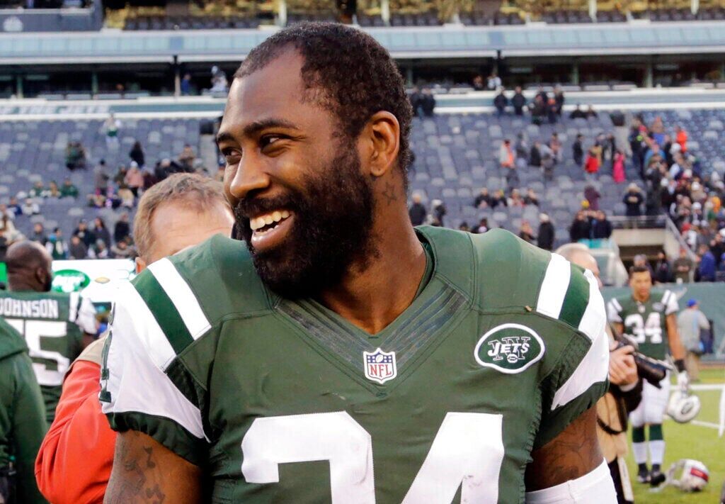 New York Jets Star Sauce Gardner Takes Aim at Hall of Famer Darrelle Revis