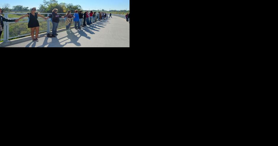 Hands Across the Bridge for Recovery is Saturday - Vimarsana News