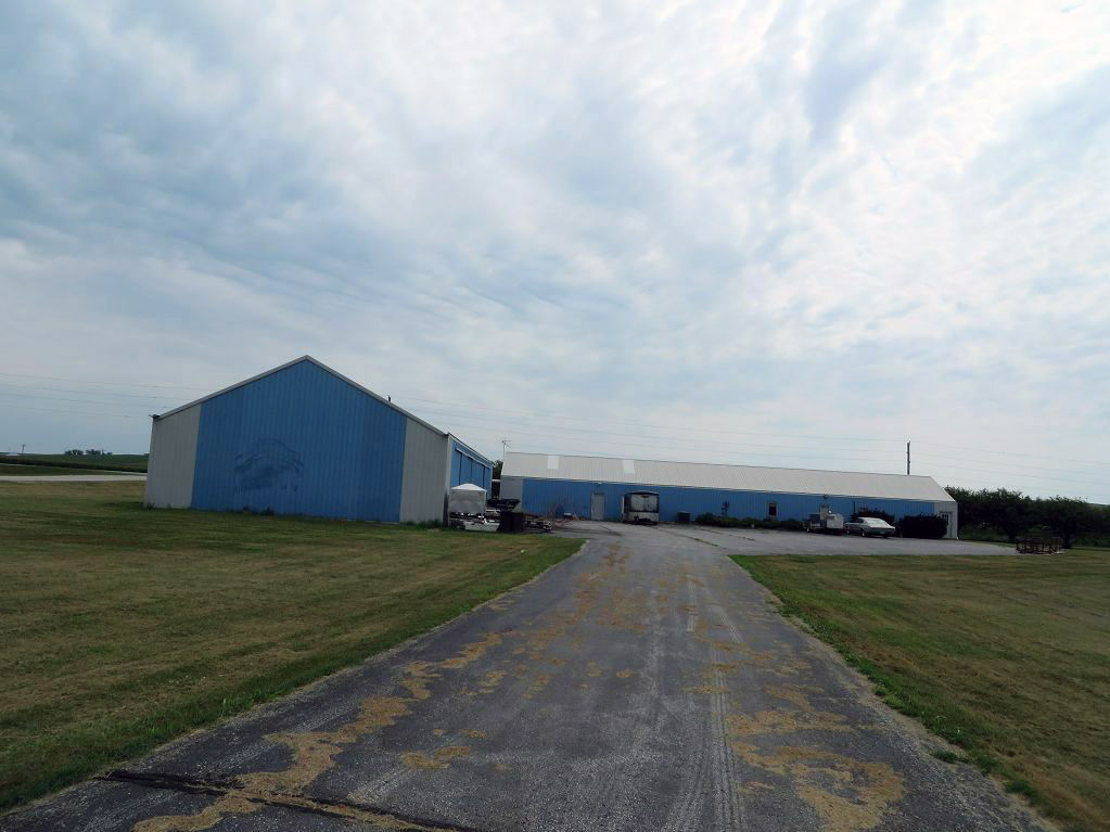 Pottawattamie County extends its option on land for recycling center