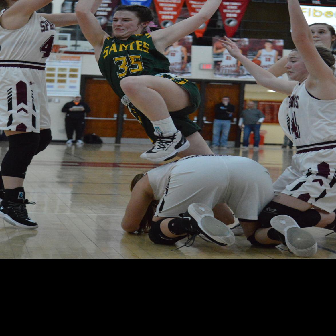 St Albert Girls Beat Exira Ehk To Advance To State Basketball Tournament Sports Nonpareilonline Com