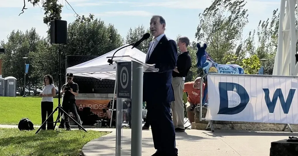 Iowa Democratic candidates make cases at Polk County Steak Fry fundraiser