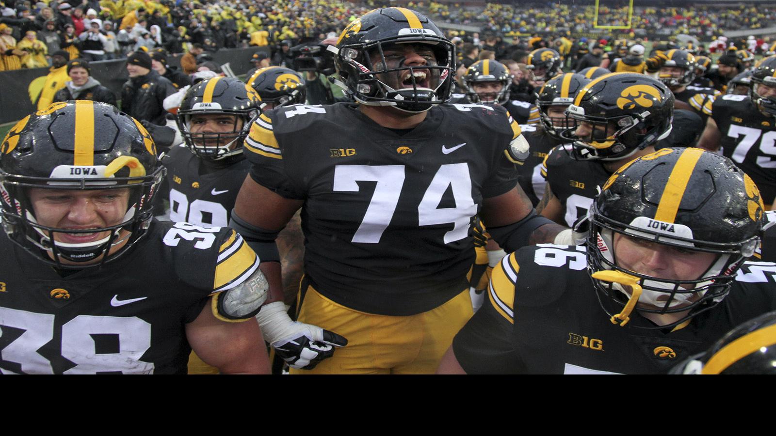 Big Ten Moves To Conference Only Schedule For All Fall Sports