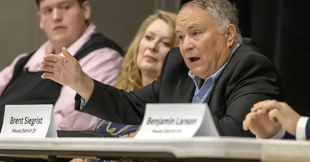 Brent Siegrist pitches experience, work across aisle in seeking return to Iowa Legislature