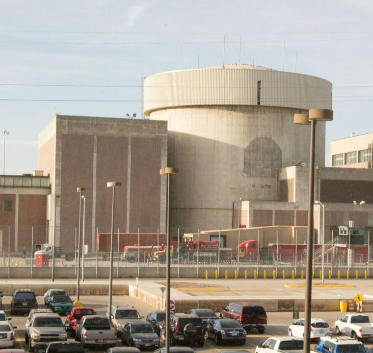 OPPD board votes to shut down Fort Calhoun nuclear plant | Local News ...