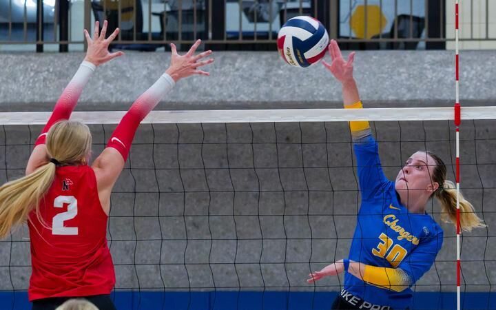 CHARGERS BATTLE NO.2 NORTHWESTERN IN GPAC OPENER