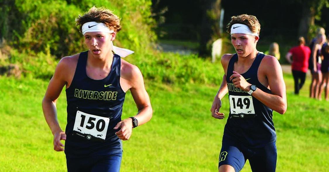 Riverside’s Henderson twins commit to Iowa Western