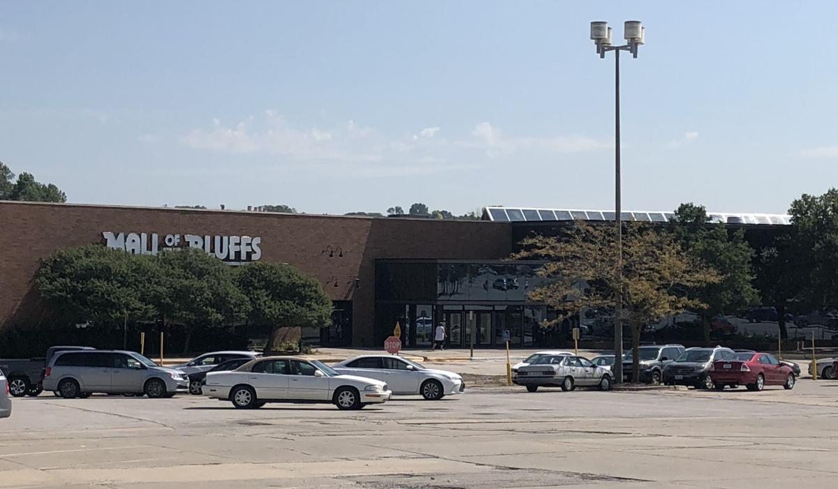 Council Bluffs School District approves agreement with Menards for Mall