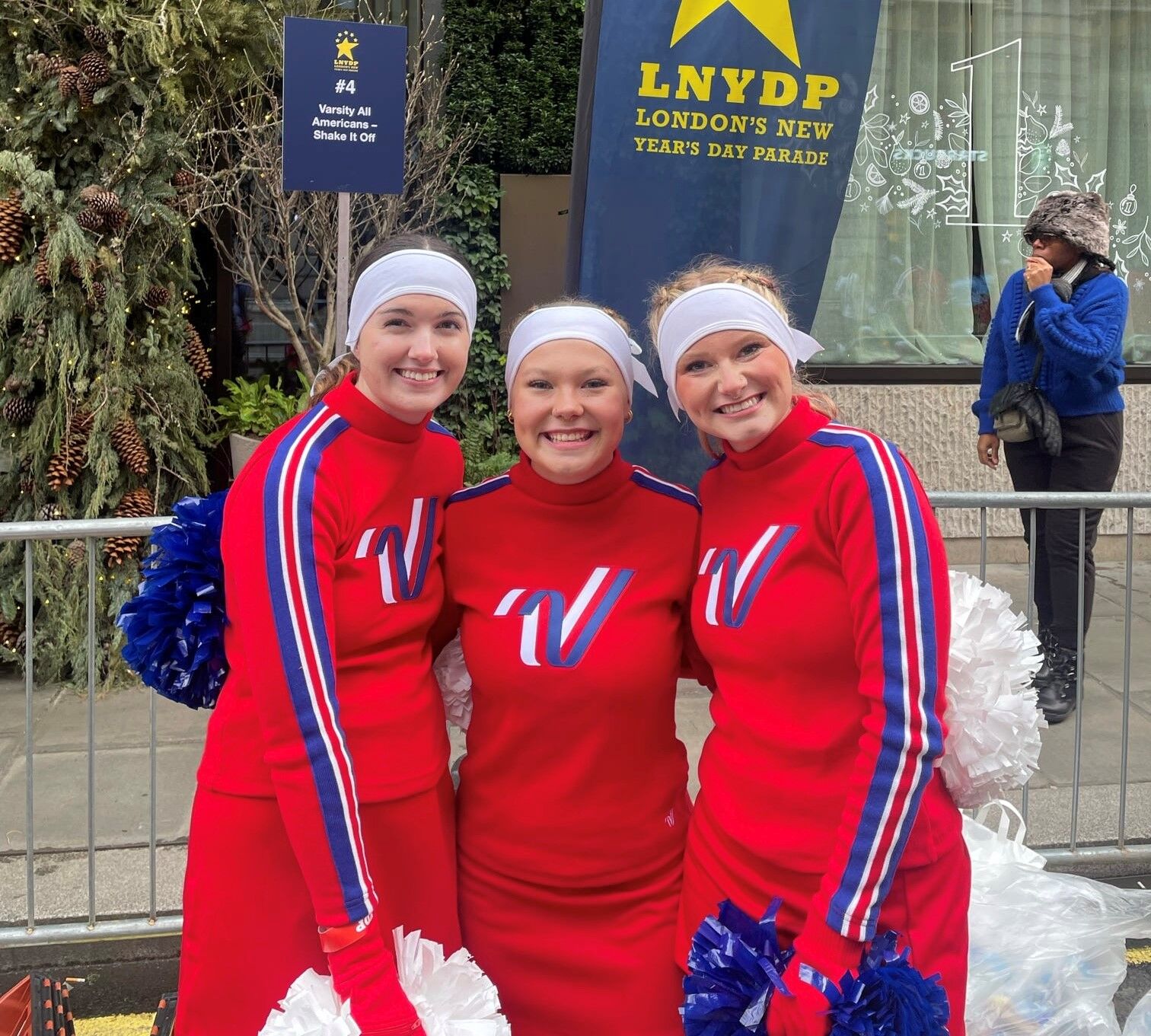 Lewis Central All-American Cheerleaders Wow Crowds at New Year's Day ...