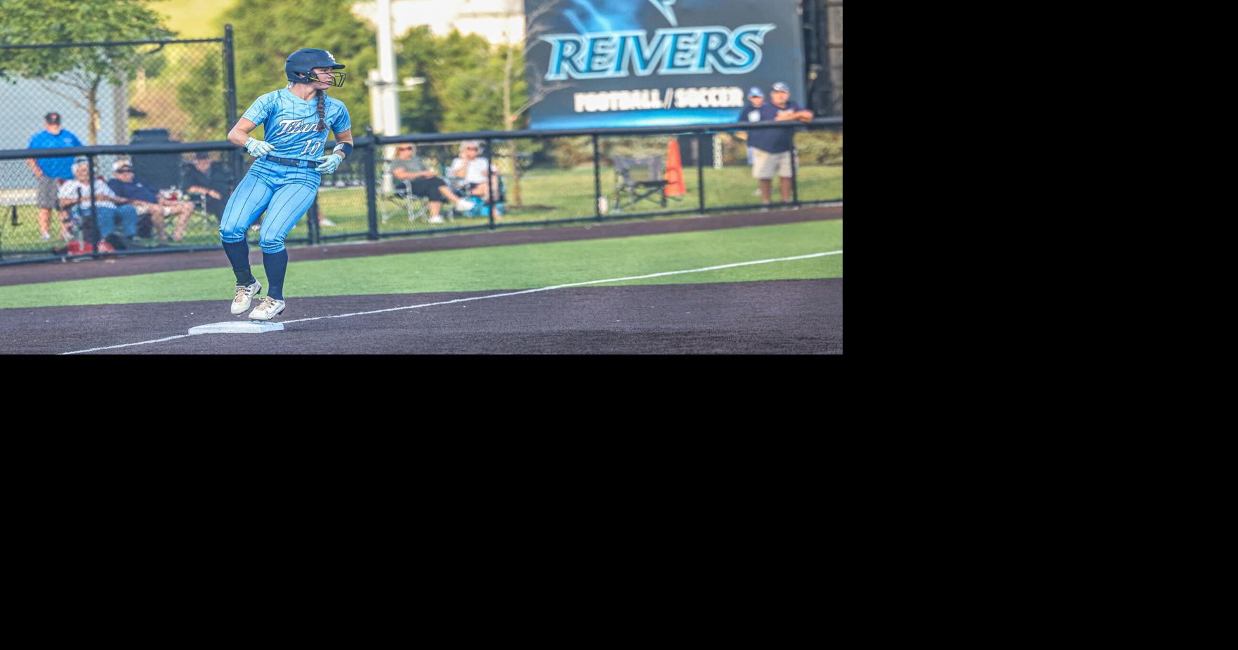 How Lewis Central softball has developed into a formidable offense around Aubree Davis