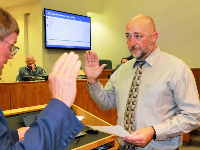 New officers and many honors at board, council meetings