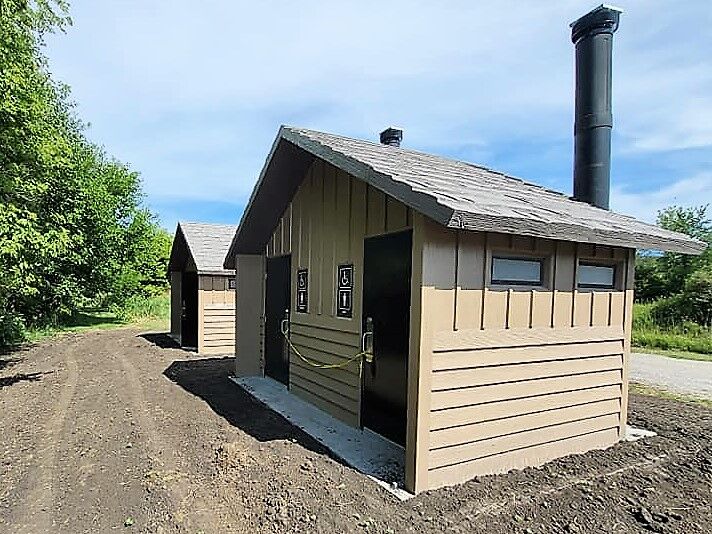 Papillion opens new bathrooms near Walnut Creek dog park