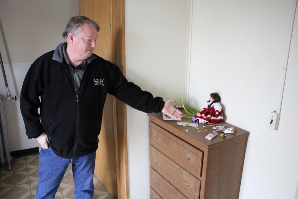 Do ghosts roam Malvern Manor? Haunt offers frights, questions to