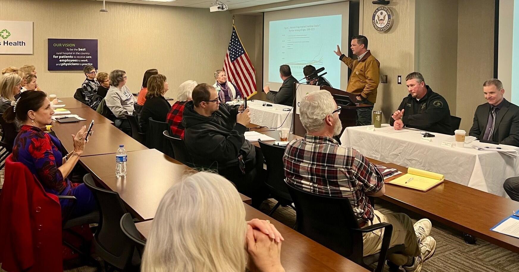 Nunn holds discussion of opioid crisis in Atlantic - Vimarsana News