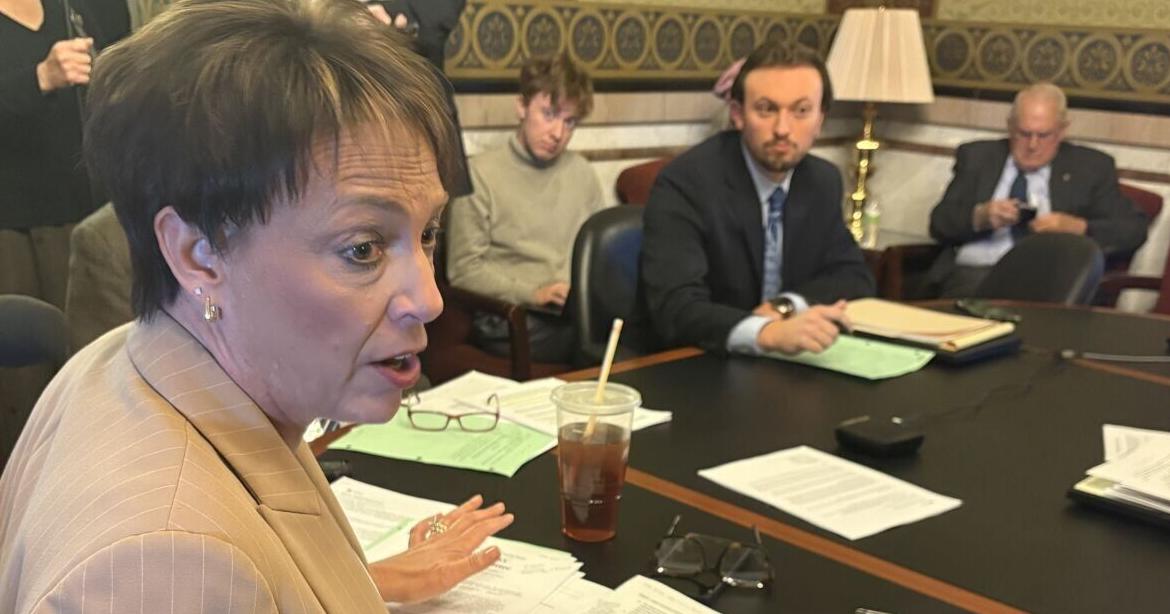 Senate panel advances bill to drop Iowa City archive mandate, setting up fight