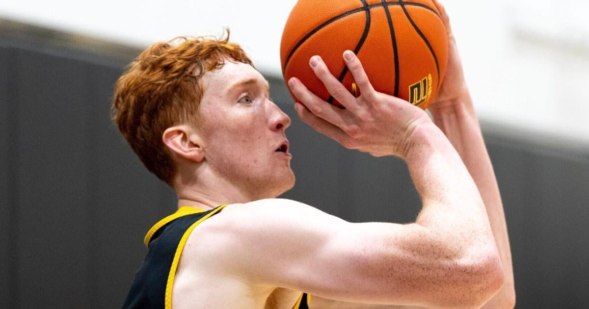 Ethan Harris explains what it's like to join Iowa men's hoops after historic Elite 8 run