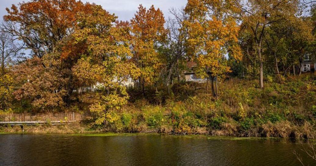When is fall? Here's when to expect cooler weather, fall color in Iowa