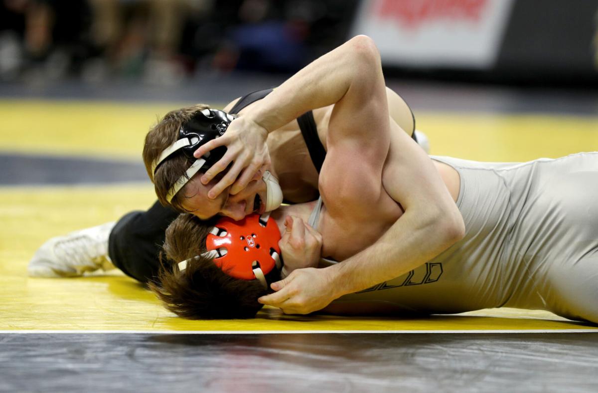 IOWA WRESTLING VS ILLINOIS