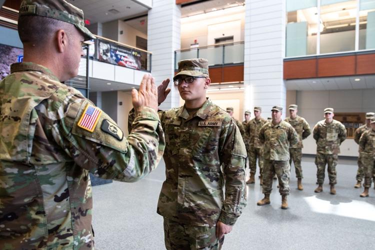 Military recruitment in Nebraska, U.S. is falling short of goals