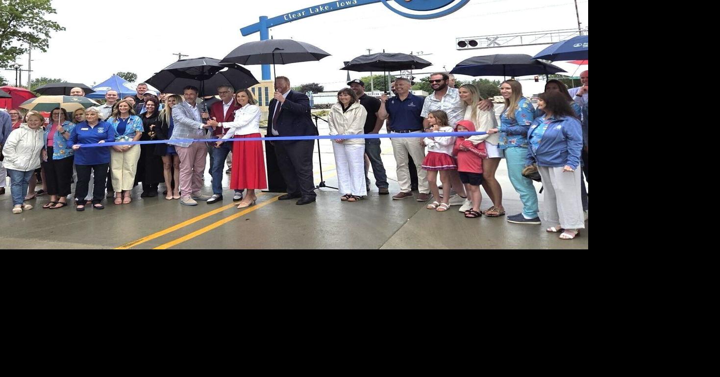 Iowa visits Clear Lake to celebrate completeion of Surf District projects