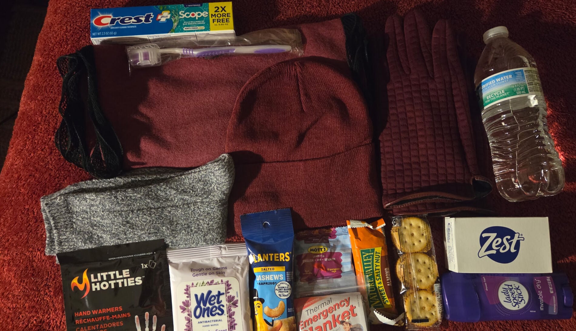 Democrats prepare care packages for homeless individuals