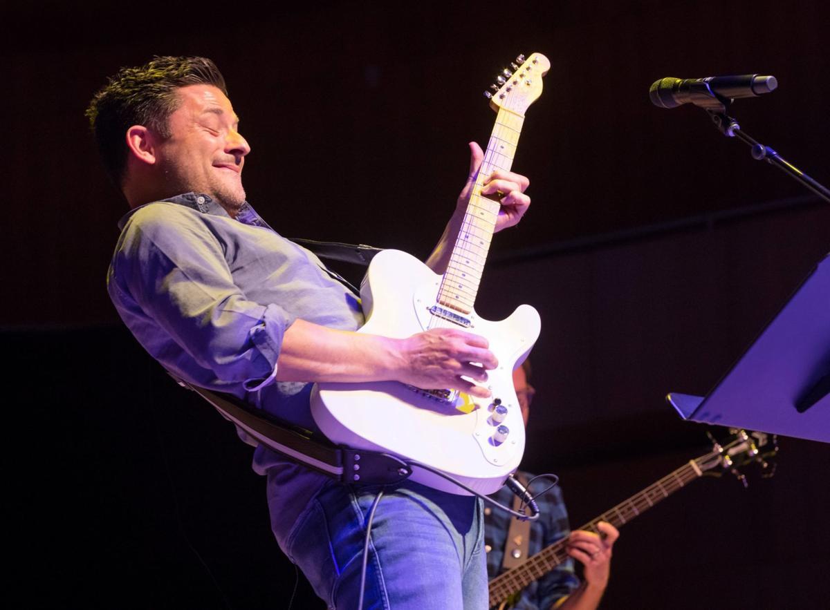 Billy McGuigan and Omaha Symphony