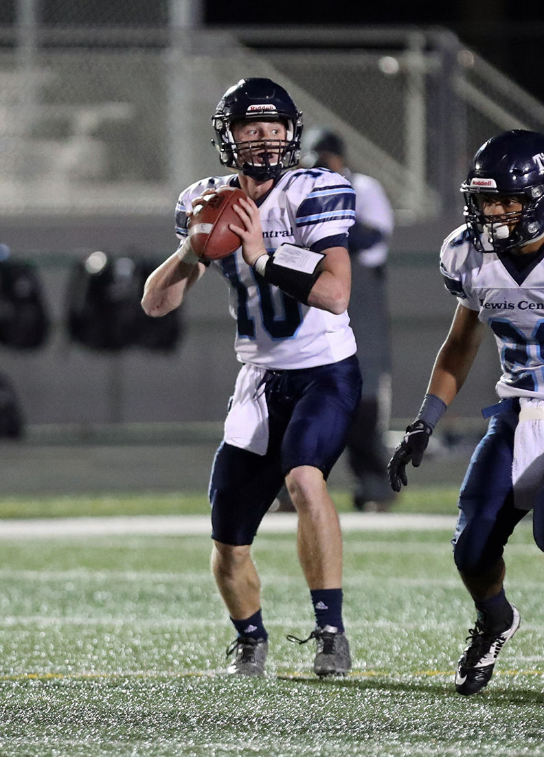 Lewis Central quarterback Max Duggan picks TCU | Local News ...