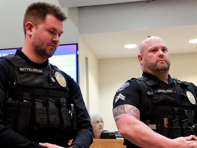 La Vista Police Officers receive lifesaving awards-p2