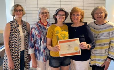 091422-gb-news-peo-scholarship.jpg