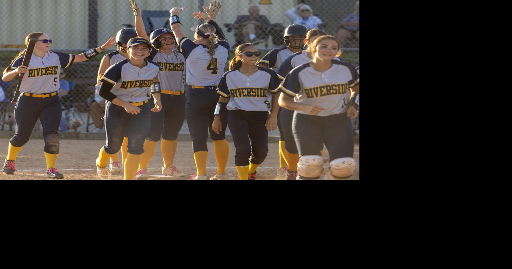 Scenes from Riverside softball's road win over Underwood