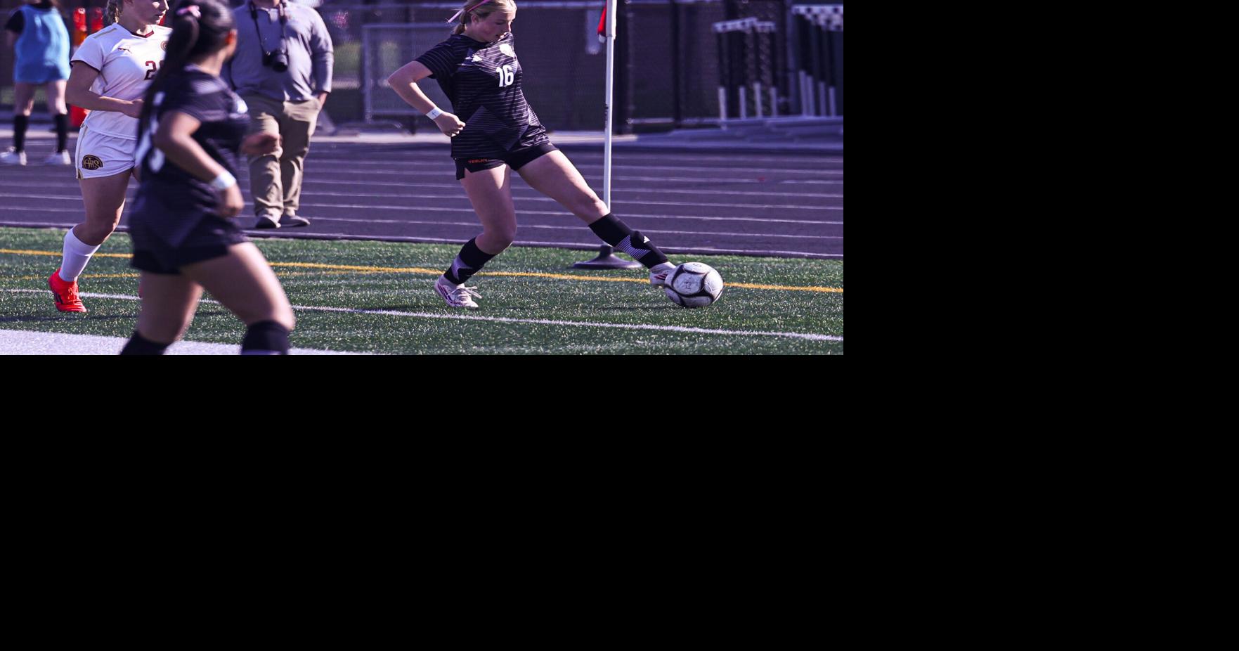 Through the lens of Friday’s soccer tripleheader as Underwood girls, AL boys earn wins