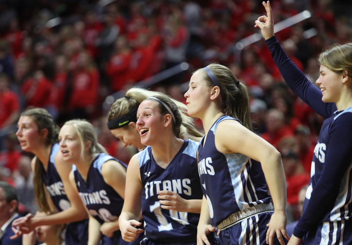 Lewis Central wins at state tourney for first time since 1965 High