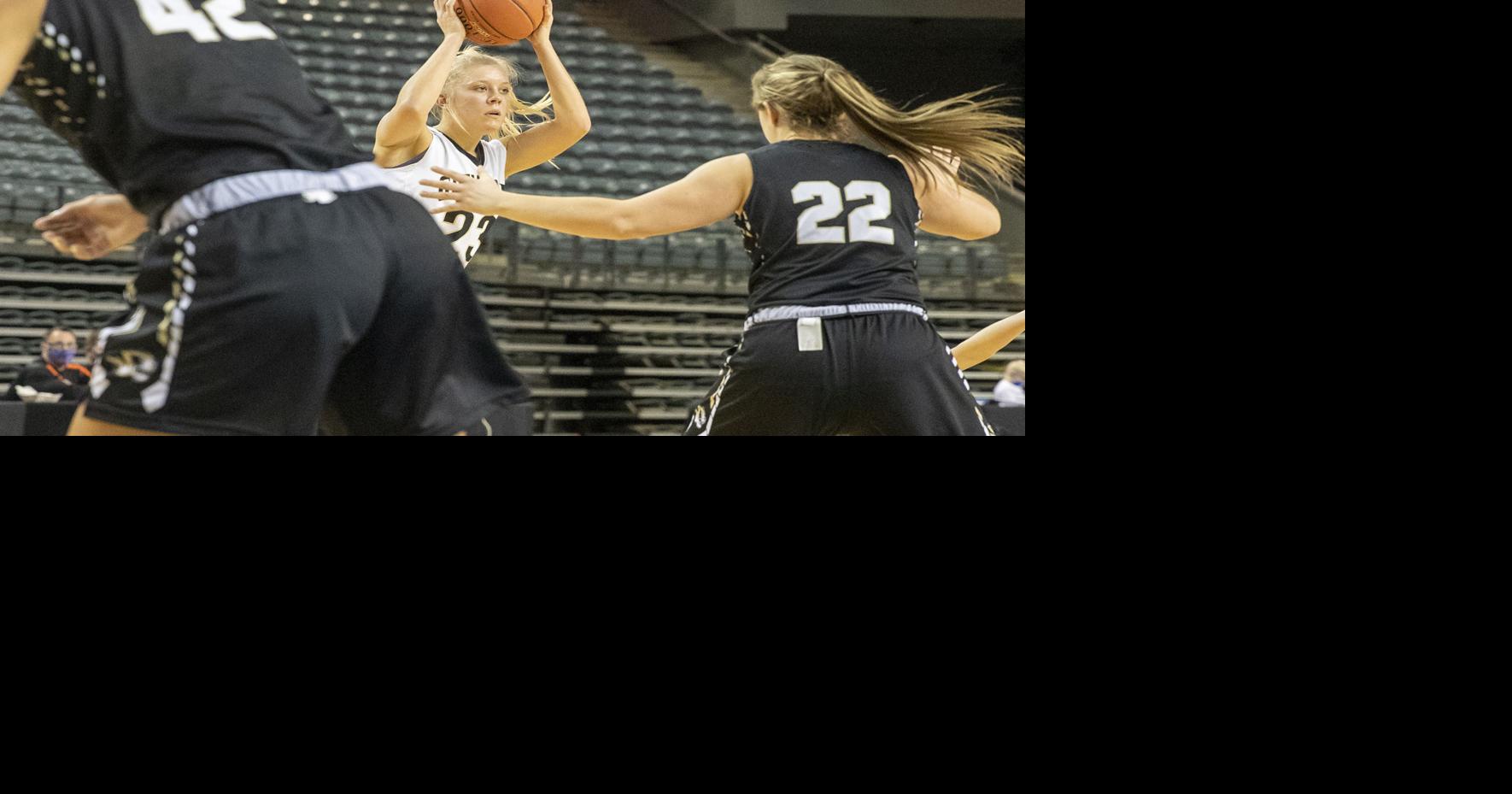 Teams battle as MAC Shootout concludes