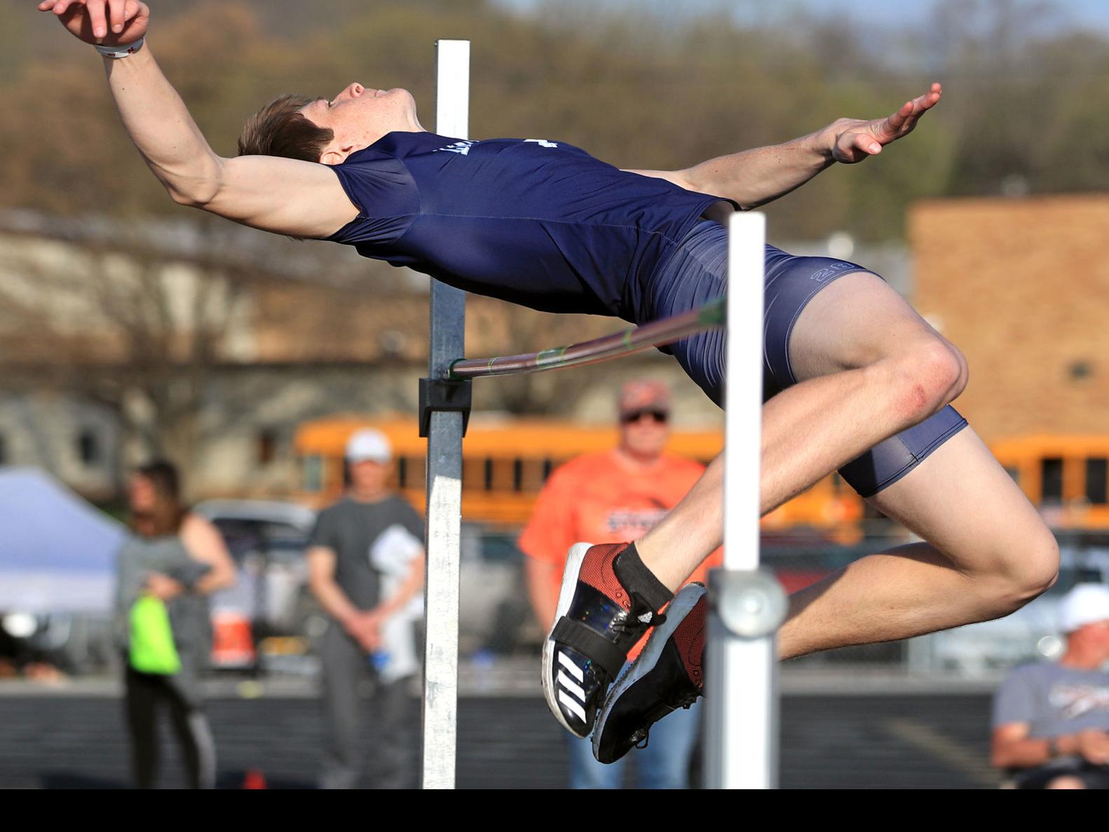 Athletes Raise The Bar At L C Track Meet Sports News Nonpareilonline Com