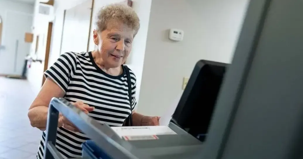 June primary voting data shows Iowa men veering right