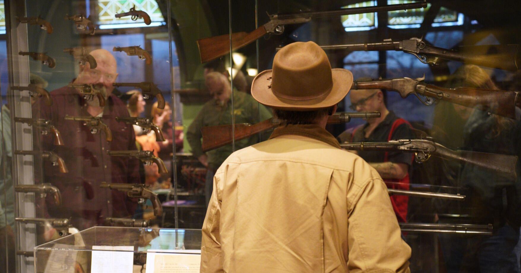 Buffalo Bill firearms curator speaks at UP firearms exhibit - Vimarsana News