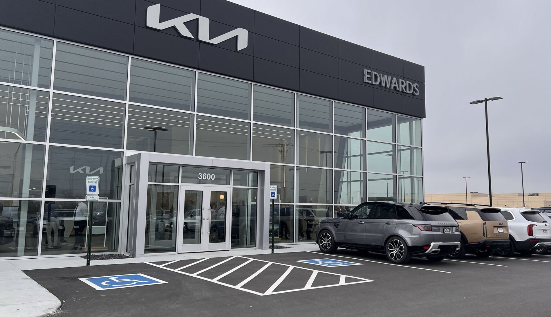 Edwards Kia Council Bluffs