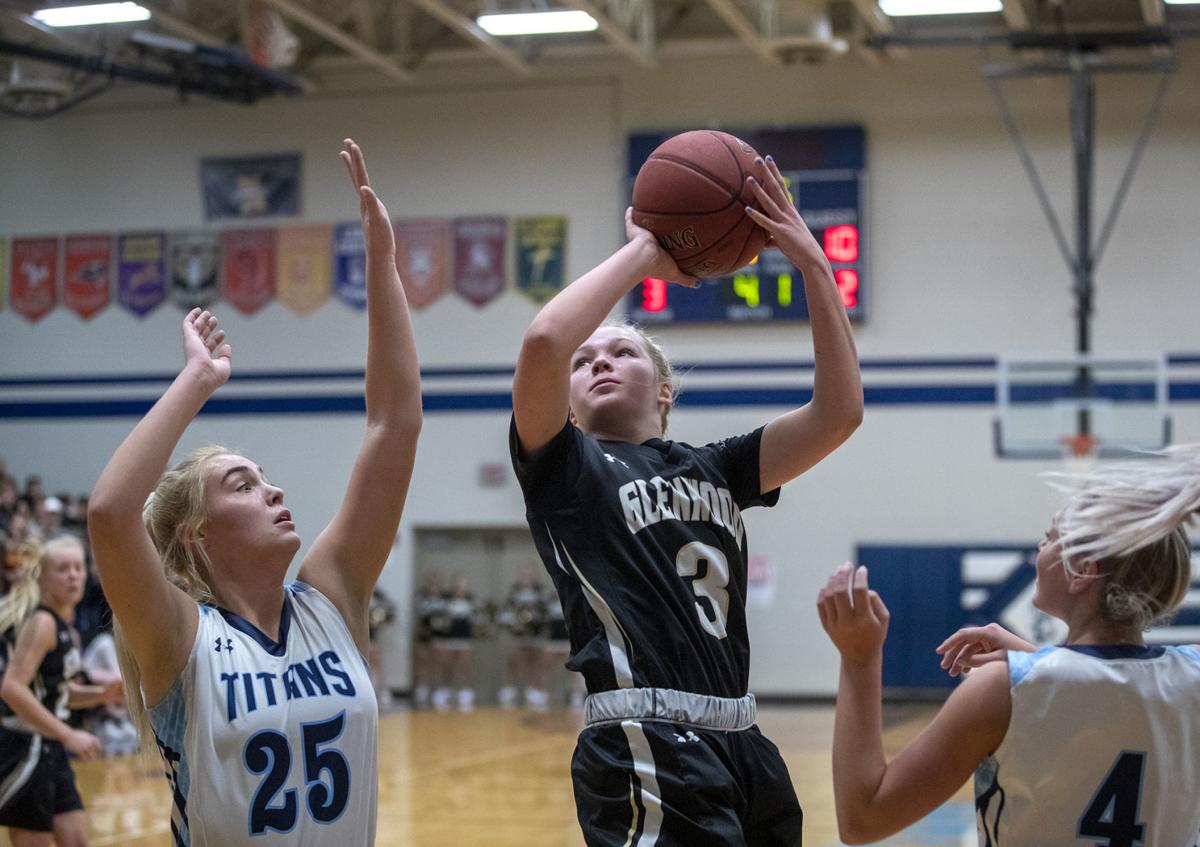 Camden Hopp Lead Glenwood Past Harlan High School Sports