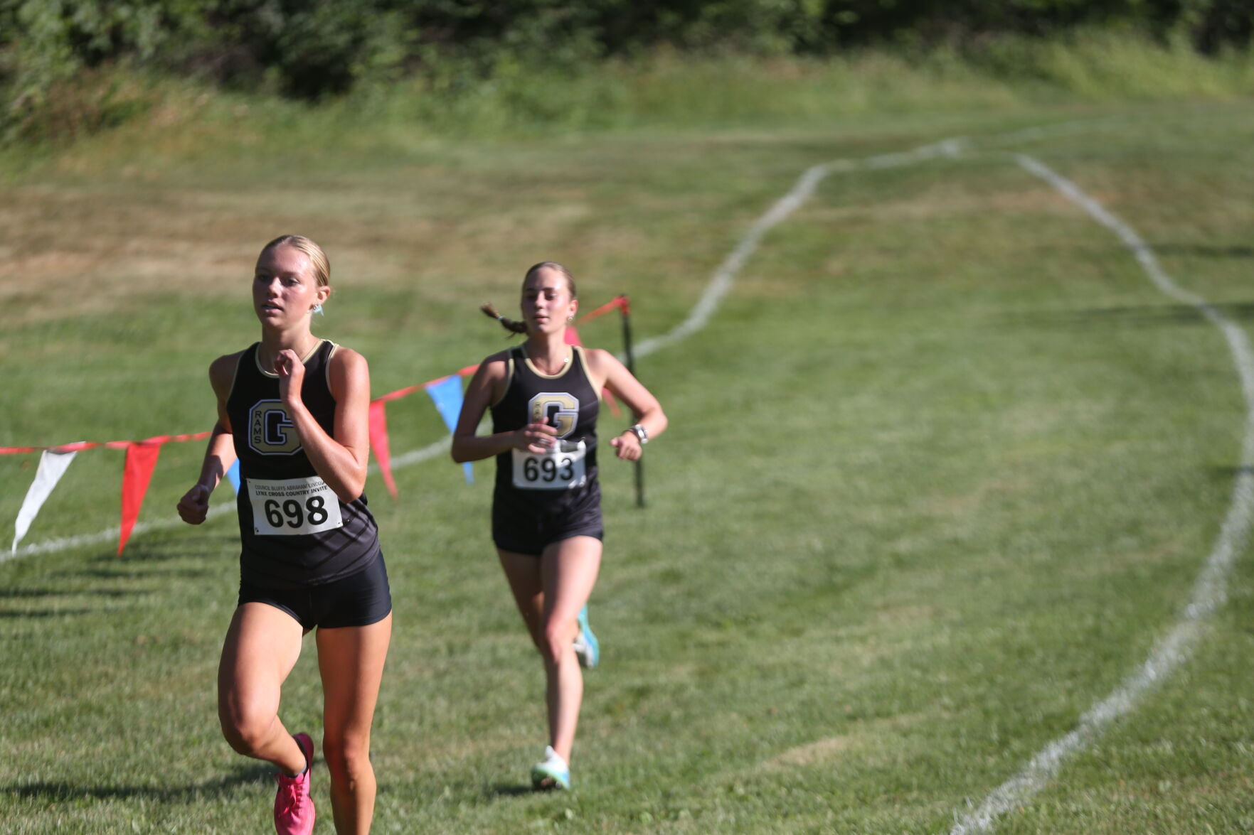 CROSS COUNTRY Grace Berglund, Owen Wise win at 53rd Lynx Invitational