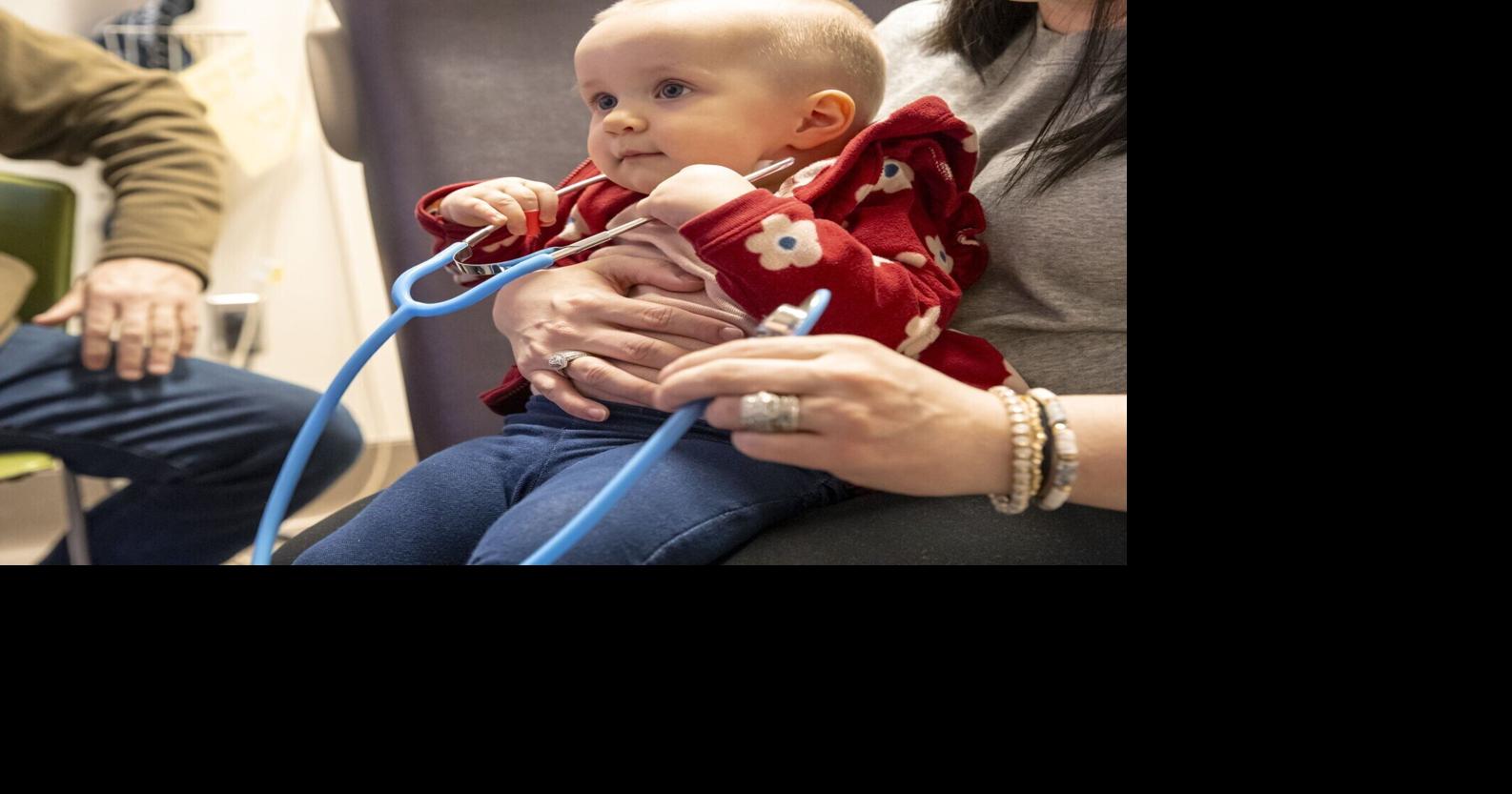 Families urge Iowa lawmakers to fund pediatric cancer research